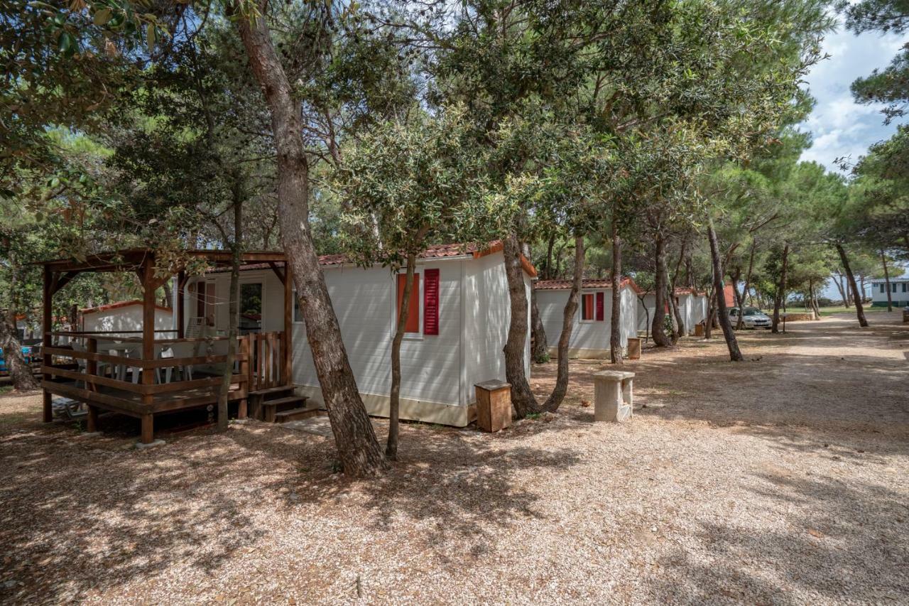 Camp Porat Hotel Povljana Zewnętrze zdjęcie