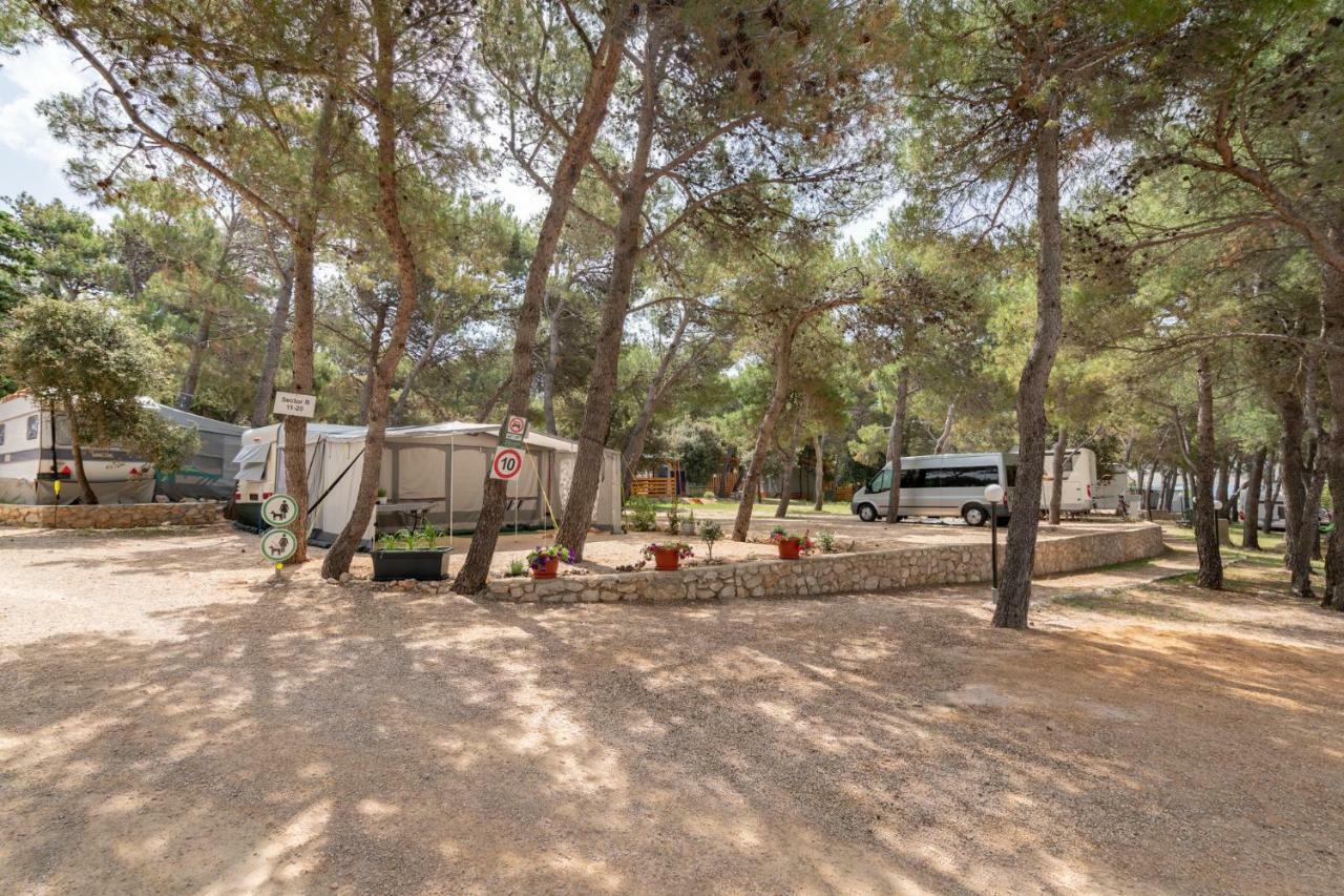 Camp Porat Hotel Povljana Zewnętrze zdjęcie