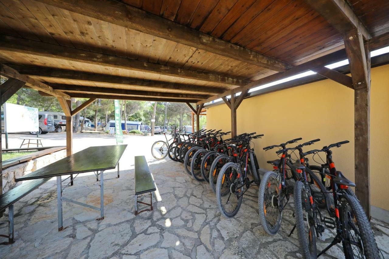 Camp Porat Hotel Povljana Zewnętrze zdjęcie